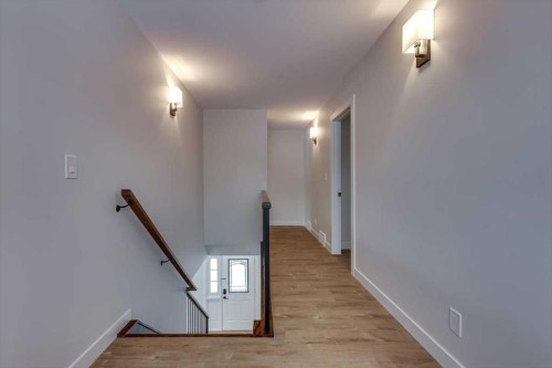 5302 42 Avenue, Red Deer, AB - Indoor Photo Showing Other Room