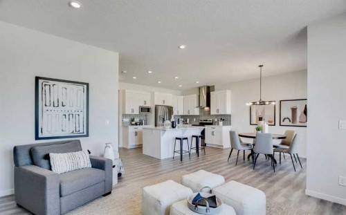 89 Creekstone Grove Sw, Calgary, AB - Indoor Photo Showing Other Room