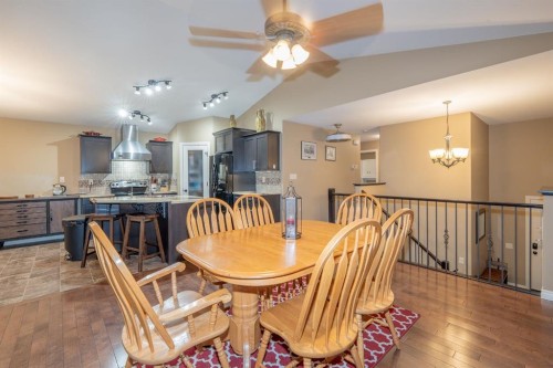 344 Timothy Drive, Red Deer, AB - Indoor Photo Showing Dining Room