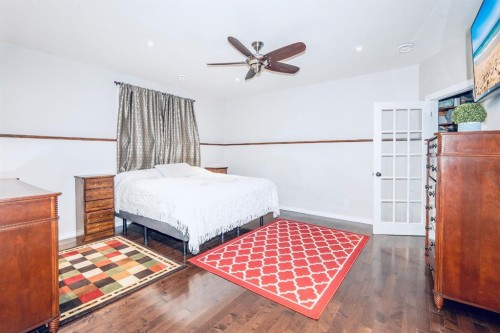 344 Timothy Drive, Red Deer, AB - Indoor Photo Showing Bedroom