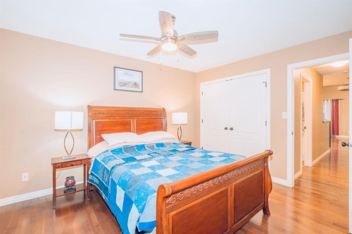 344 Timothy Drive, Red Deer, AB - Indoor Photo Showing Bedroom