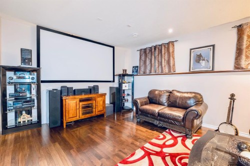 344 Timothy Drive, Red Deer, AB - Indoor Photo Showing Other Room