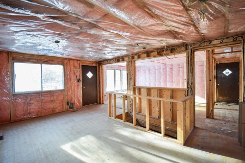 20140 Twp Rd. 380, Rural Stettler No. 6, County Of, AB - Indoor Photo Showing Other Room