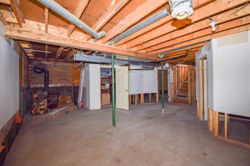 20140 Twp Rd. 380, Rural Stettler No. 6, County Of, AB - Indoor Photo Showing Basement