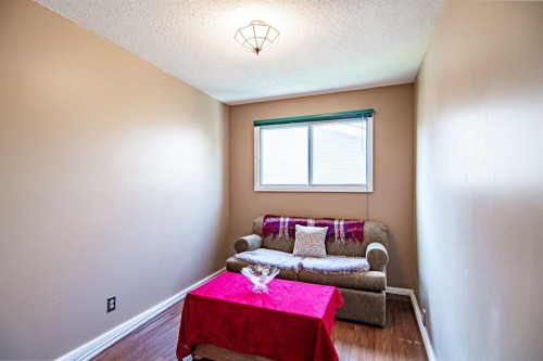 84 Pearson Crescent, Red Deer, AB - Indoor Photo Showing Bedroom