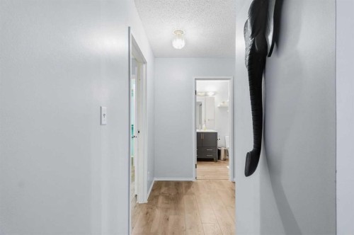 408-10511 19 Avenue Nw, Edmonton, AB - Indoor Photo Showing Other Room