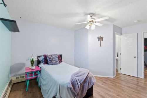 408-10511 19 Avenue Nw, Edmonton, AB - Indoor Photo Showing Bedroom