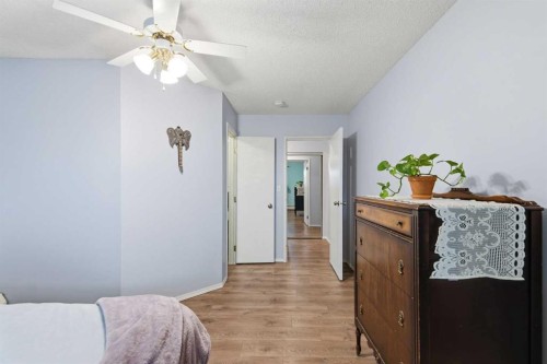 408-10511 19 Avenue Nw, Edmonton, AB - Indoor Photo Showing Bedroom