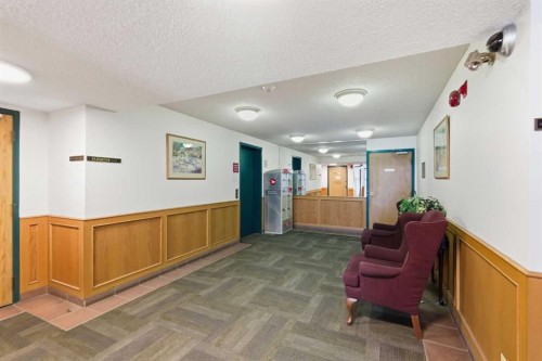 408-10511 19 Avenue Nw, Edmonton, AB - Indoor Photo Showing Other Room