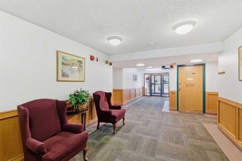 408-10511 19 Avenue Nw, Edmonton, AB - Indoor