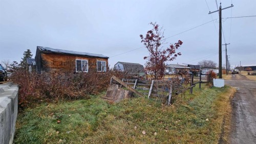 5202 Victoria Avenue, Coronation, AB - Outdoor
