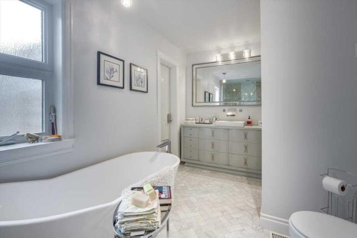 4109 51A Street, Red Deer, AB - Indoor Photo Showing Bathroom