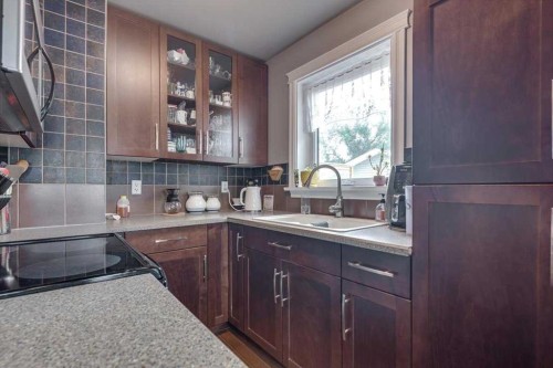 4109 51A Street, Red Deer, AB - Indoor Photo Showing Kitchen