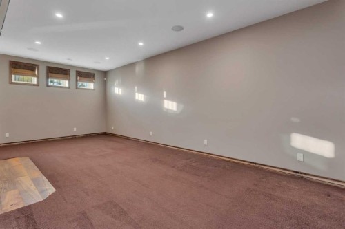 100 Van Slyke Way, Red Deer, AB - Indoor Photo Showing Other Room