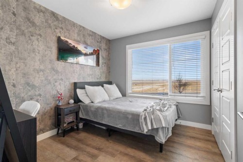 4070 Ryders Ridge Boulevard, Sylvan Lake, AB - Indoor Photo Showing Bedroom
