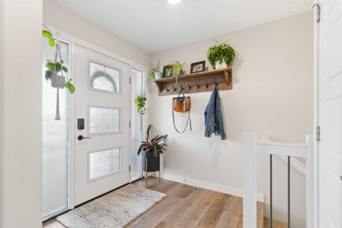 4070 Ryders Ridge Boulevard, Sylvan Lake, AB - Indoor Photo Showing Other Room