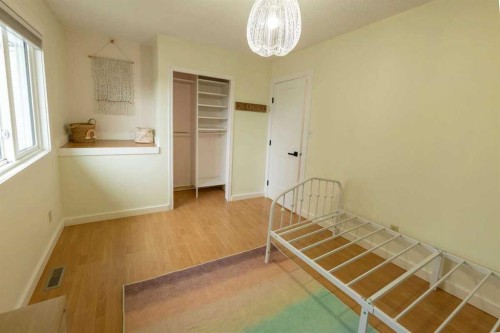 10620 103 Street Close, Fairview, AB - Indoor Photo Showing Other Room