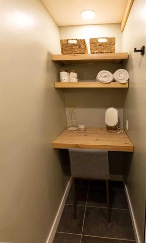 10620 103 Street Close, Fairview, AB - Indoor