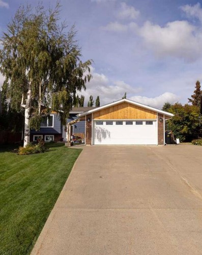 10620 103 Street Close, Fairview, AB - Outdoor