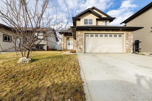 86 Jenner Crescent  Red Deer, AB T4P 0E6