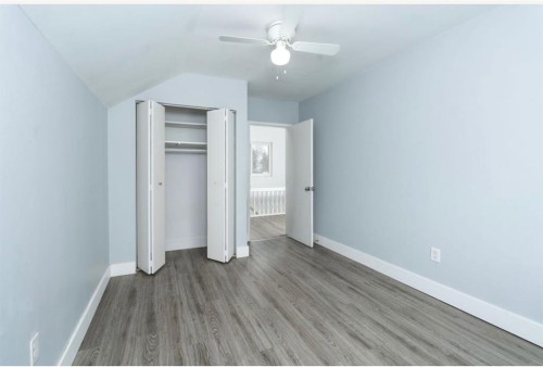 5124 52 Avenue South, Viking, AB - Indoor Photo Showing Other Room