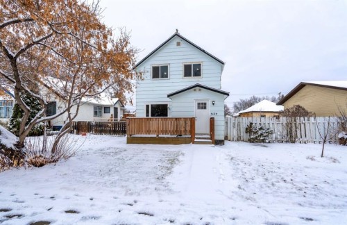 5124 52 Avenue South, Viking, AB - Outdoor