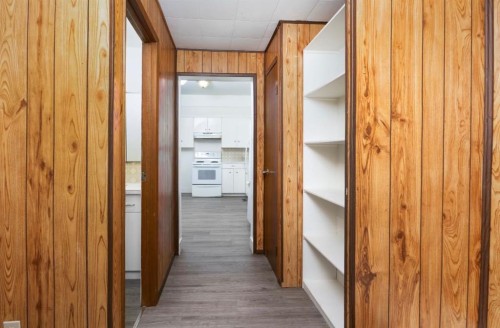 5124 52 Avenue South, Viking, AB - Indoor Photo Showing Other Room