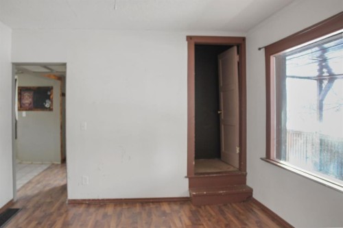 5131 51 Street, Consort, AB - Indoor Photo Showing Other Room