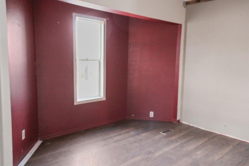 5131 51 Street, Consort, AB - Indoor Photo Showing Other Room
