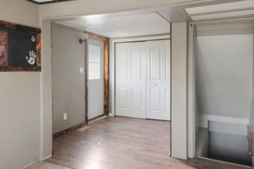 5131 51 Street, Consort, AB - Indoor Photo Showing Other Room