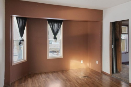 5131 51 Street, Consort, AB - Indoor Photo Showing Other Room