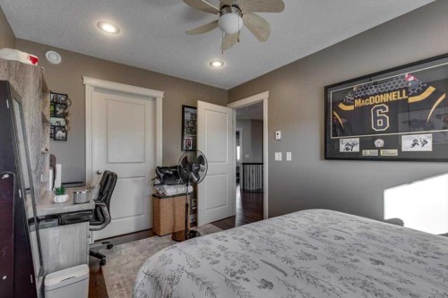 38 Estella Crescent, Lacombe, AB - Indoor Photo Showing Bedroom