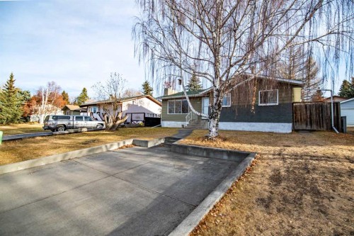 93 Westview Drive, Sylvan Lake, AB - Outdoor