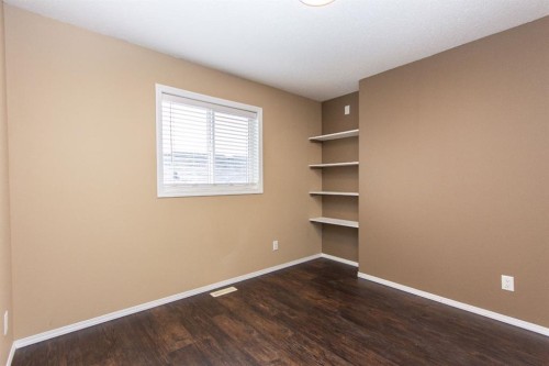 152 Oswald Close, Red Deer, AB - Indoor Photo Showing Other Room