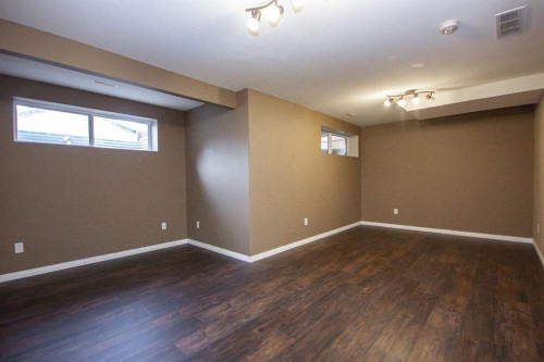 152 Oswald Close, Red Deer, AB - Indoor Photo Showing Other Room