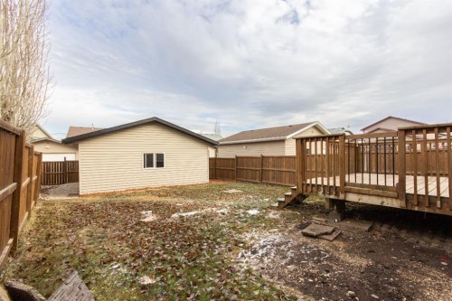152 Oswald Close, Red Deer, AB - Outdoor