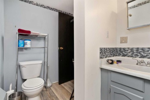 3803 63 Street, Camrose, AB - Indoor Photo Showing Bathroom