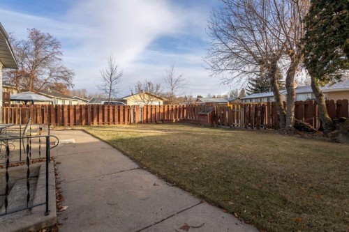 3803 63 Street, Camrose, AB - Outdoor