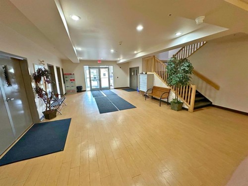 309-80A Kelloway Crescent, Red Deer, AB - Indoor Photo Showing Other Room