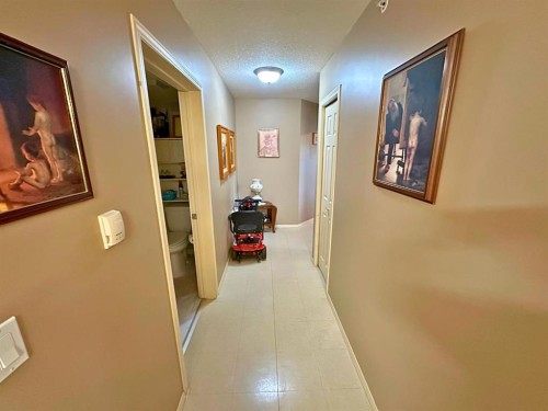 309-80A Kelloway Crescent, Red Deer, AB - Indoor Photo Showing Other Room