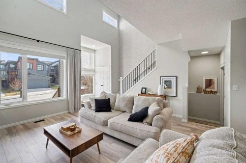 15 Rowley Common Nw, Calgary, AB 