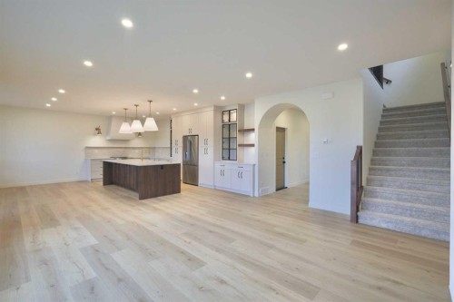 20 Eaton Crescent, Red Deer, AB - Indoor Photo Showing Kitchen