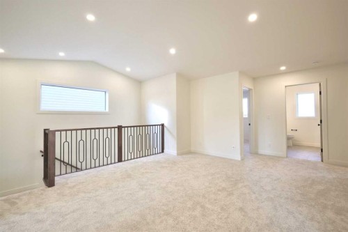 20 Eaton Crescent, Red Deer, AB - Indoor Photo Showing Other Room