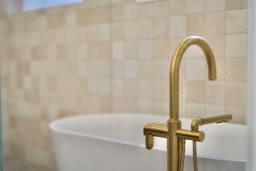 20 Eaton Crescent, Red Deer, AB - Indoor Photo Showing Bathroom