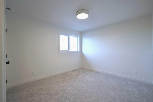 20 Eaton Crescent, Red Deer, AB - Indoor Photo Showing Other Room