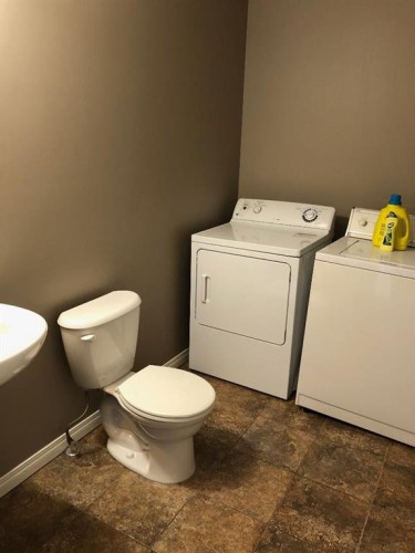 31-6802 50 Avenue, Camrose, AB - Indoor