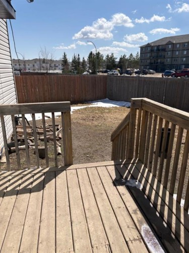 32-6802 50 Avenue, Camrose, AB - Outdoor