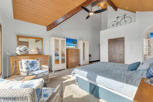 28012 Township Road 394, Rural Lacombe County, AB - Indoor Photo Showing Bedroom