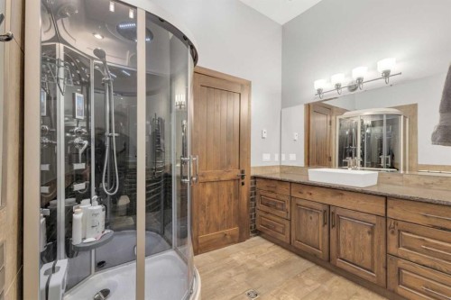 28012 Township Road 394, Rural Lacombe County, AB - Indoor Photo Showing Bathroom