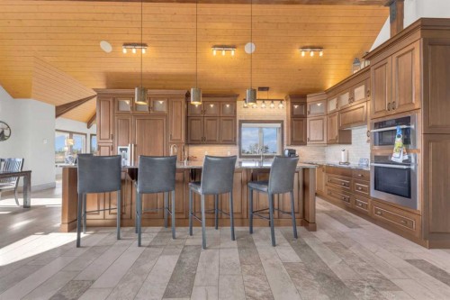 28012 Township Road 394, Rural Lacombe County, AB - Indoor